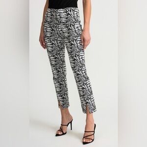 𝅺JOSEPH Ribkoff Animal Print Pants.
